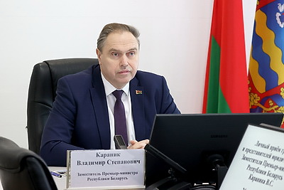 Караник провел прием граждан в Пуховичском районе