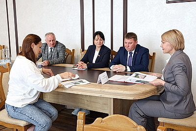 Чуприс провела личный прием граждан в Несвижском райисполкоме
