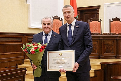 Коллективу Конституционного Суда представили нового председателя