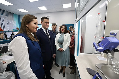 Лаборатория химического анализа и обучения открылась в Лицее им. Ф.Э.Дзержинского БГУ