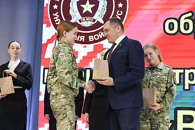 Здесь закаляется характер. Клуб \"Витязь\" в Витебске стал точкой притяжения для школьников, мечтающих о силовых вузах