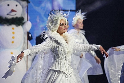 Лукашенко: страна всегда сильна традициями, одна из них в Беларуси - новогодние поздравления детей