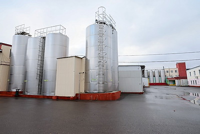 Сергеенко ознакомился с деятельностью Поставского молочного завода