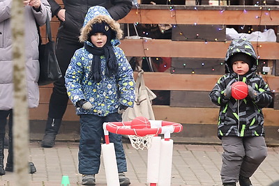 Сотни семей собрались на \"Новогодней круговерти\" в Могилеве