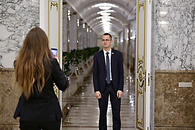 Дворец Независимости посетили молодые госслужащие