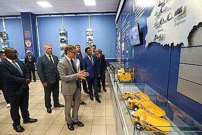 Делегация Танзании посетила БЕЛАЗ