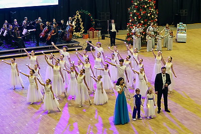 Талантливая молодежь собралась на областном новогоднем балу в Гомеле