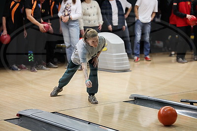 Спортивный и социально значимый проект. Турнир по боулингу \"Спешиал Олимпикс\" прошел в Минске