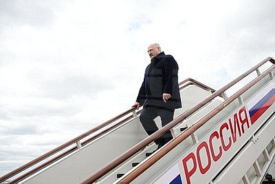 Лукашенко прибыл с рабочим визитом в Россию