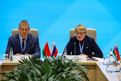 \"ИННОПРОМ. Беларусь\". Вопросы промышленной интеграции обсуждают на полях форума