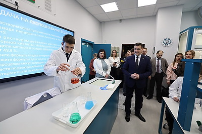 Лаборатория химического анализа и обучения открылась в Лицее им. Ф.Э.Дзержинского БГУ