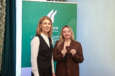 \"Содействовать экономическому развитию и вносить региональные инициативы\". Чемоданова о роли партий