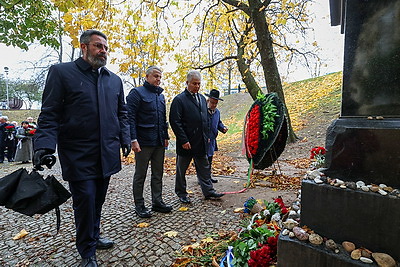 \"Не быть равнодушными\". В Минске почтили память жертв еврейского гетто