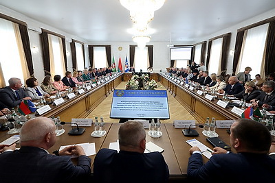 Расширенное заседание Президиума Совета Республики проходит в Полоцке