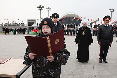 На площади Госфлага воспитанники военно-патриотических клубов принесли клятвы