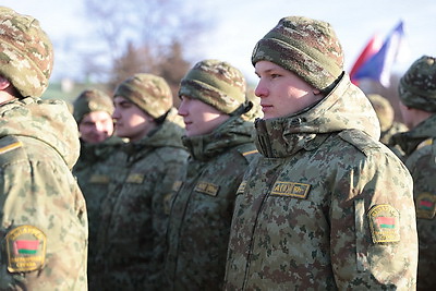 В Брестской крепости в преддверии 23 февраля возложили цветы и почтили память защитников Отечества