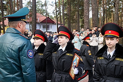 Быть честными и добросовестными. Клятву лицеиста МЧС дали 77 ребят