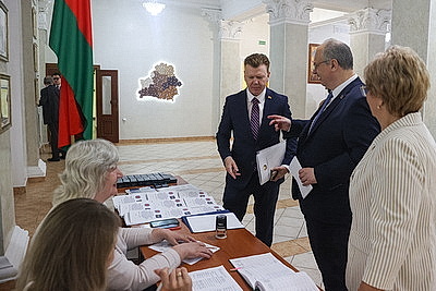 МИД и Академия управления при Президенте заключили соглашение о сотрудничестве
