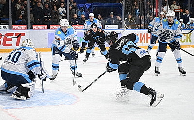 Минские динамовцы разгромили \"Сибирь\"
