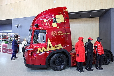 VR-фермы, BulbaTech, гоночный грузовик. Чем удивляет выставка \"Моя Беларусь\"