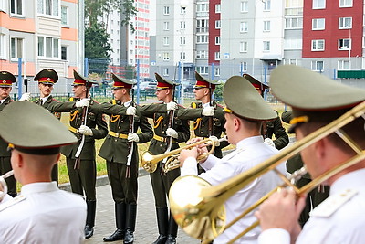 Патриотический клуб, физкультура, музыка, рисование. В Первомайском районе Минска открыли новый детсад