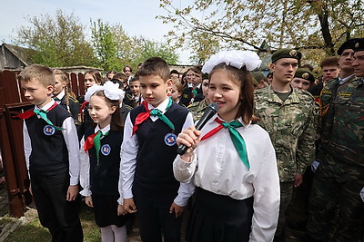 В Гродно поздравляют ветеранов с наступающим Днем Победы