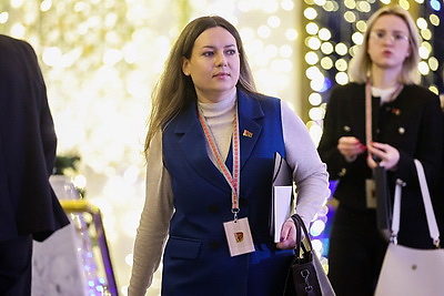 Второе заседание VII ВНС продолжает работу