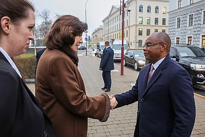 Межпарламентское взаимодействие, экономика. В Совете Республики прошла встреча со спикером парламента Кении