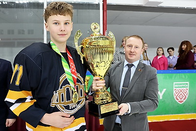 Минский \"Сокол\" выиграл финал \"Золотой шайбы\" в старшей группе дивизиона \"А\"