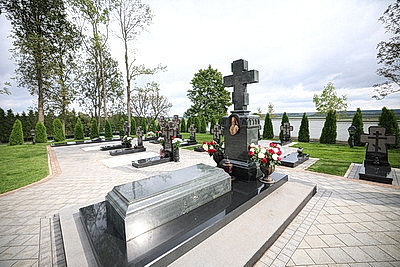 Лукашенко посетил монастырь в Жировичах