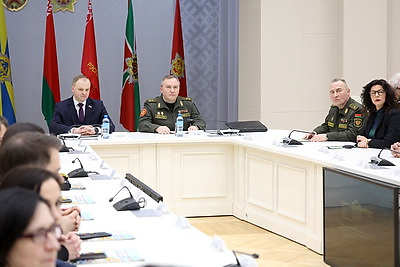 В Минске наградили журналистов за лучшее освещение в СМИ темы Вооруженных Сил и патриотического воспитания