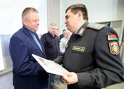 Пятеро жителей Витебской области стали лауреатами акции \"Гражданское мужество\" за помощь милиции