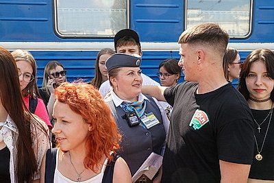Студотряды отправились из Гомеля в оздоровительные лагеря России
