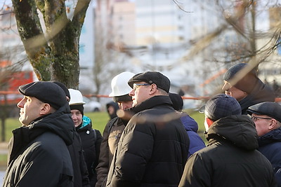 В Гомеле приступили к демонтажу верхних этажей пострадавшей при ЧС секции высотки