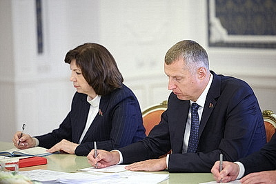 Лукашенко провел совещание с руководством Совмина