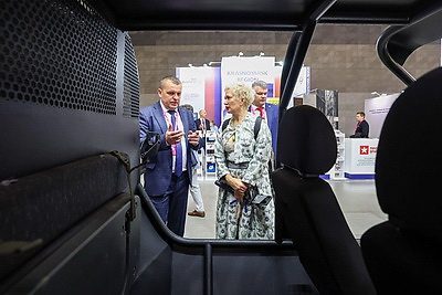Общая площадь экспозиции - более 20 тыс. кв.м. Выставка \"ИННОПРОМ. Беларусь\" стартовала в Минске