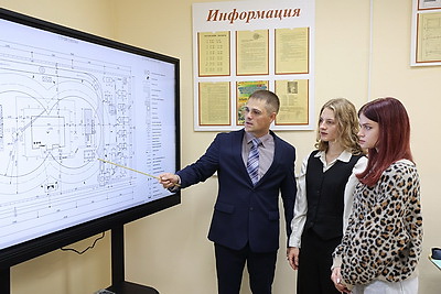 Наши учителя. Самое важное в профессии - любовь к делу и к детям