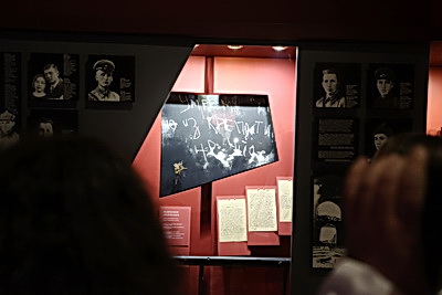 \"Мурашки бежали по телу\". Участники медиатура \"Дорогами Победы\" посетили Брестскую крепость