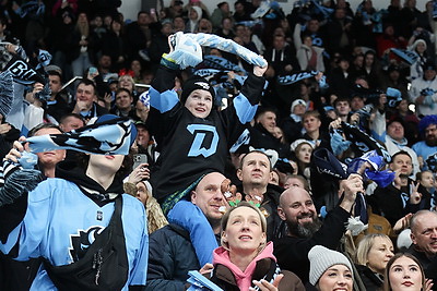 Минские динамовцы победили в тысячном матче Квартальнова и вышли в лидеры Запада