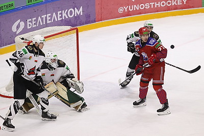 Хоккеисты минской \"Юности\" одержали девятую победу подряд