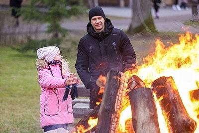 Возвращение Снегурочки большим праздником отметили в Беловежской пуще