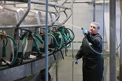 Новый молочно-товарный комплекс открыли в Клецком районе