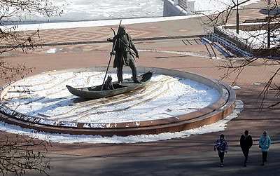 Зимний день в Гомельском парке