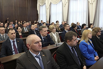Головченко представил коллективу Аппарата Совмина и профильным министрам нового вице-премьера