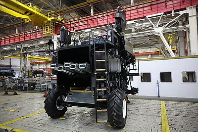 Поставки комплектующих для комбайнов. \"Гомсельмаш\" планирует развивать партнерство с \"Ростсельмашем\"