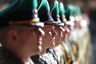 Встреча Лукашенко и премьера Мьянмы Мин Аун Хлайна проходит во Дворце Независимости