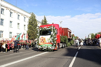 Парад Победы и шествие \"Беларусь помнит\". Брест отмечает 9 Мая