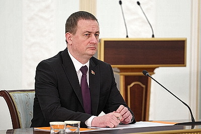 Лукашенко указал на милитаризацию западных стран и необходимость актуализировать оборонные действия