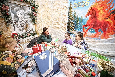 Сказочный терем Деда Мороза в Гродно ежедневно принимает юных посетителей