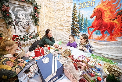 Сказочный терем Деда Мороза в Гродно ежедневно принимает юных посетителей